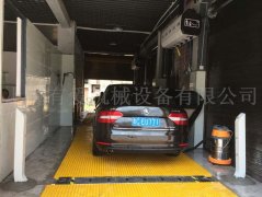 遼寧鐵嶺車浴蘭汽車底盤清洗機洗車設(shè)備訂購！