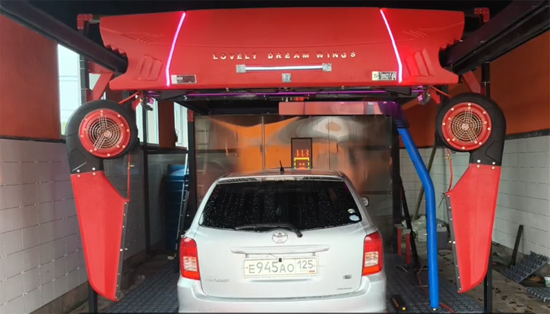 上海有愛雙魚座3.0型全自動電腦洗車機俄羅斯安裝完成！